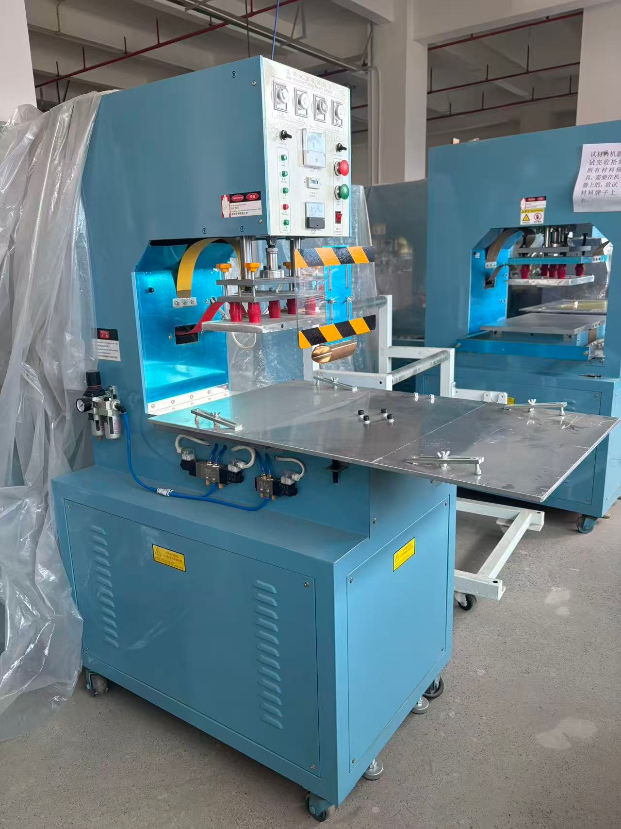 Single-Head Rotary High-Frequency Welding Machine (5)