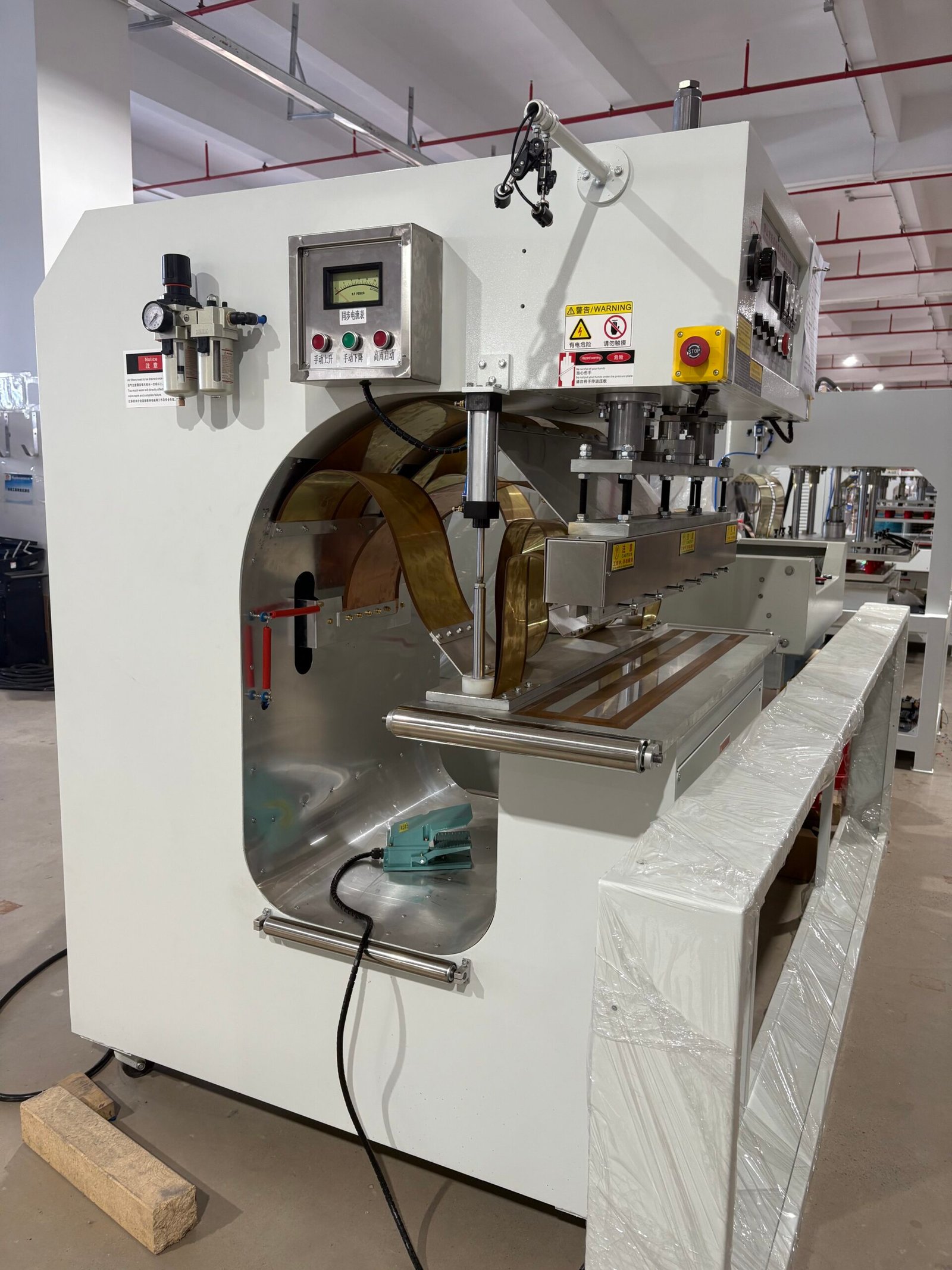 Tent High-Frequency Welding Machine (1)